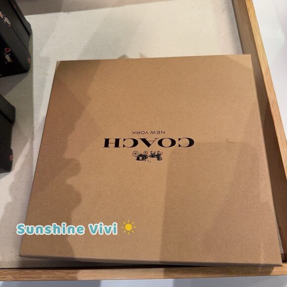 NWT Coach Boxed Notebook & Pencil Case Set Signature Canvas Black Currant CCP97 - Picture 4 of 4